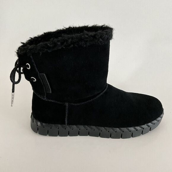 Muk Luks Short Boots Women 6.5M Black Suede Water Repellent Memory Foam Comfort - Picture 2 of 12